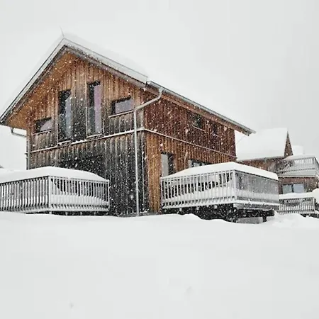 Baerenschanze Alpesi faház *