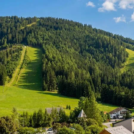 Baerenschanze Chalé