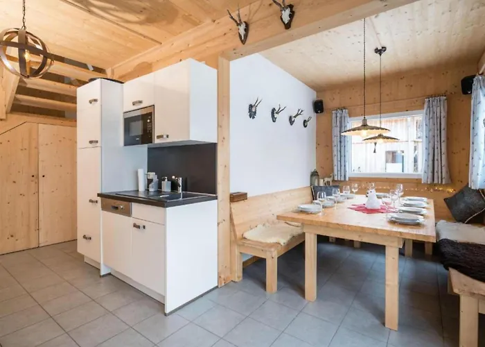 Baerenschanze Chalet *