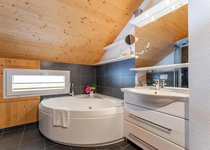 Baerenschanze Chalet *